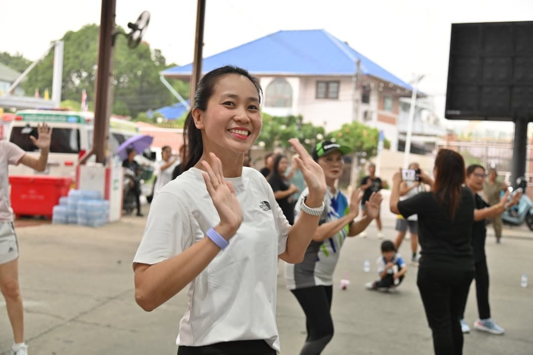 ภาพบรรยากาศ โครงการส่งเสริมสุขภาพประชาชนด้วยการออกกำลังด้วยกายเต้นแอโรบิก ประจำปี 2569 ในวันพุธที่ 9 กันยายน 2569 เวลา 17.00 น ณ เทศบาลเมืองบางรักน้อย ภาพที่ 25