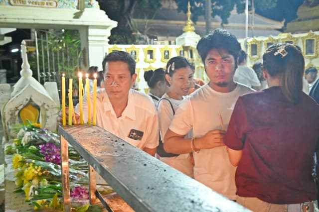 โครงการสืบสานประเพณีแห่เทียน และสวดมนต์ปฏิบัติธรรม เนื่องในวันเข้าพรรษาและวันอาสาฬหบูชา ประจำปี 2568 ภาพที่ 5