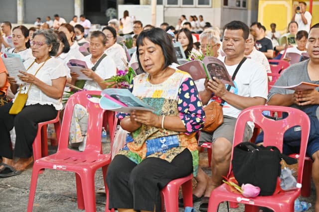 โครงการสืบสานประเพณีแห่เทียน และสวดมนต์ปฏิบัติธรรม เนื่องในวันเข้าพรรษาและวันอาสาฬหบูชา ประจำปี 2568 ภาพที่ 22