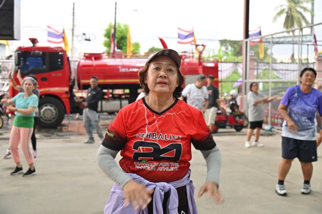 ภาพบรรยากาศ โครงการส่งเสริมสุขภาพประชาชนด้วยการออกกำลังด้วยกายเต้นแอโรบิก ประจำปี 2569 ในวันพุธที่ 9 กันยายน 2569 เวลา 17.00 น ณ เทศบาลเมืองบางรักน้อย ภาพที่ 21