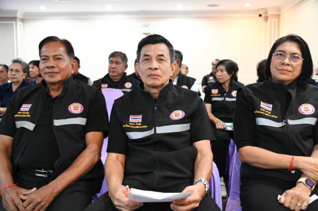 การประชุมประชาคมท้องถิ่น (ระดับชุมชน) เพื่อการจัดทำแผนพัฒนาท้องถิ่น ของเทศบาลเมืองบางรักน้อย ครั้งที่ 3/2569 หมู่ที่ 4,5 ภาพที่ 30