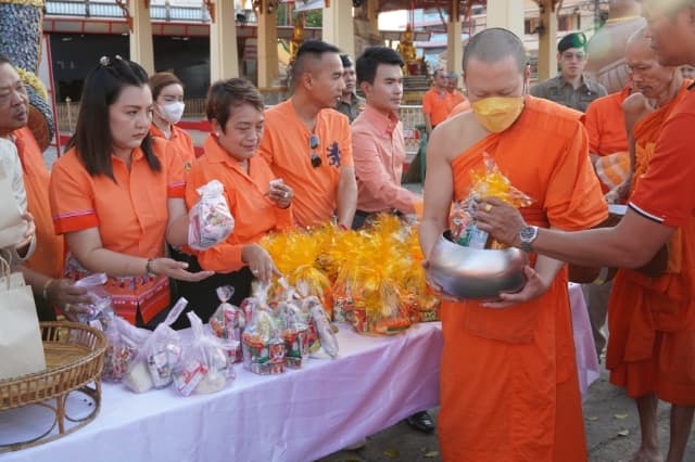 โครงการกิจกรรมร่วมบำเพ็ญกุศลเพื่อถวายเป็นพระราชกุศล เนื่องในวันราชสมภพของสมเด็จพระเจ้าลูกเธอ เจ้าฟ้าพัชรกิติยาภา นเรนทิราเทพยวดี กรมหลวงราชสาริณีสิริพัชร มหาวัชรราชธิดา ภาพที่ 5