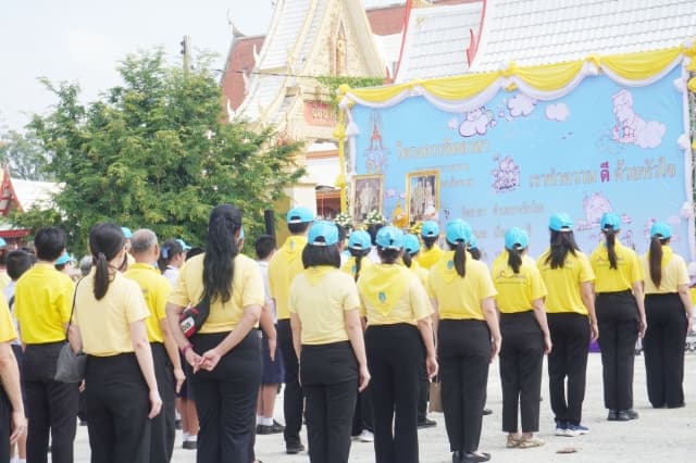 กิจกรรมจิตอาสาปรับปรุงภูมิทัศน์ศาสนสถาน เพื่อถวายเป็นพระราชกุศล เนื่องในโอกาสวันคล้ายวันสวรรคตพระบาทสมเด็จพระบรมชนกาธิเบศร มหาภูมิพลอดุลยเดชมหาราช บรมนาถบพิตร 13 ตุลาคม 2567 ภาพที่ 13