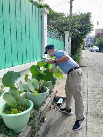 เทศบาลเมืองบางรักน้อยร่วมรณรงค์ป้องกันโรคไข้เลือดออก ภาพที่ 9