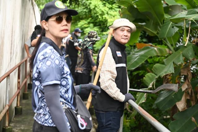 ครงการ "คลองสวย น้ำใส ด้วยใจชาวบางรักน้อย" ภาพที่ 41