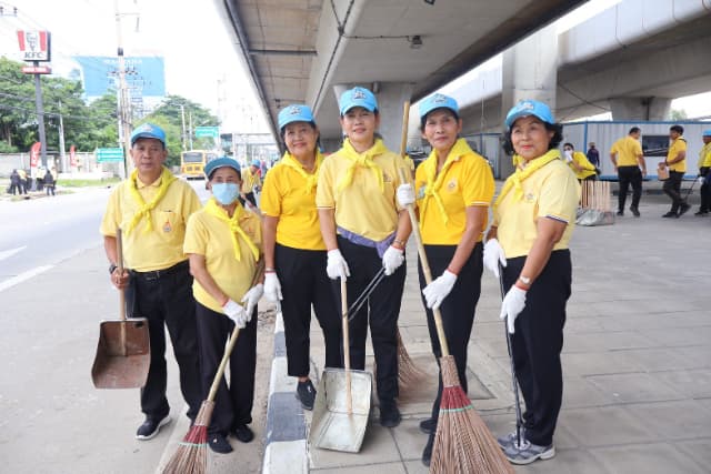 กิจกรรมจิตอาสาบำเพ็ญประโยชน์ เนื่องในวันเฉลิมพระเกียรติพระบาทสมเด็จพระเจ้าอยู่หัว เนื่องในโอกาสวันเฉลิมพระชนมพรรษา 28 กรกฎาคม 2568 ภาพที่ 16