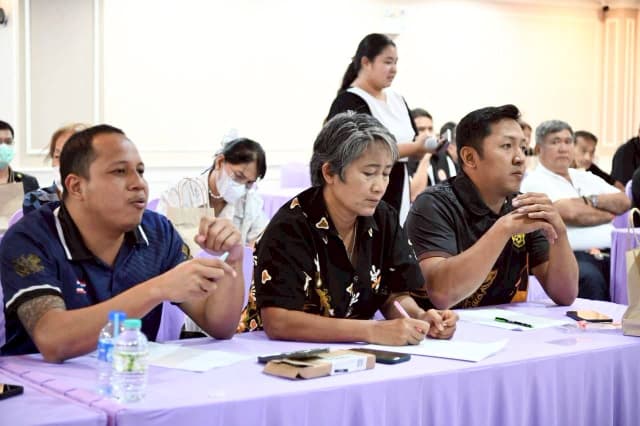 จัดประชุมเตรียมความพร้อมการดำเนินงาน โครงการจัดงานแห่เทียนพรรษา ประจำปี 2569 ภาพที่ 7