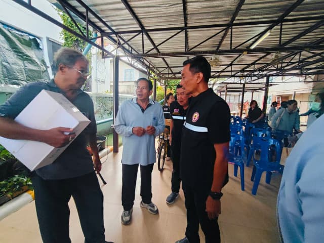 โครงการ"รณรงค์ป้องกันโรคไข้เลือดออก" ณ โรงพยาบาลส่งเสริมสุขภาพตำบลบางรักน้อย หมู่ 3 ภาพที่ 1