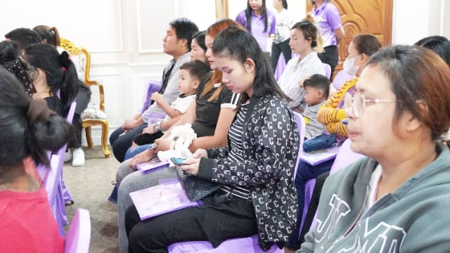 โครงการ"เริ่มต้นที่พ่อแม่ หยุดให้จอเลี้ยงลูก" ศูนย์พัฒนาเด็กเล็กป่าไม้อุทิศ๙ ภาพที่ 6