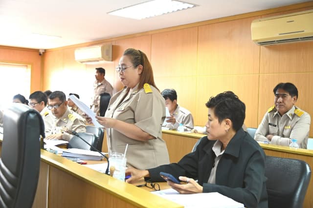 การประชุมสภาเทศบาลเมืองบางรักน้อย เพื่อร่วมพิจารณาร่างเทศบัญญัติงบประมาณรายจ่าย ประจำปีงบประมาณ พ.ศ. 2570 ภาพที่ 28