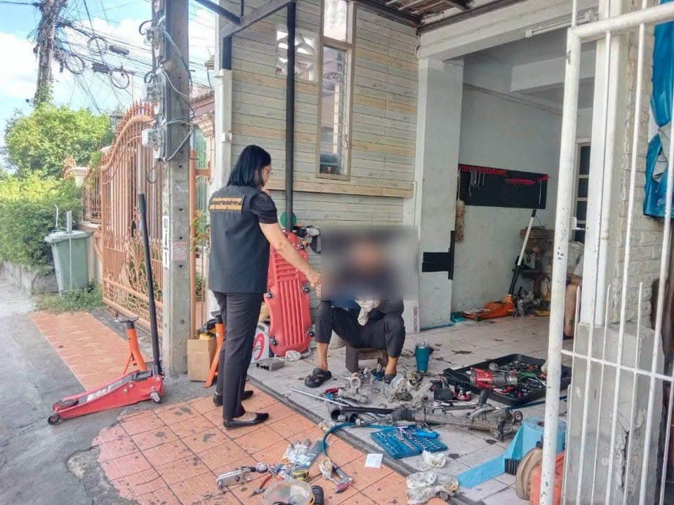 เทศบาลเมืองบางรักน้อยลงพื้นที่ตรวจสอบเรื่องร้องเรียน กรณีเสียงดังรบกวนประชาชน ภาพที่ 2