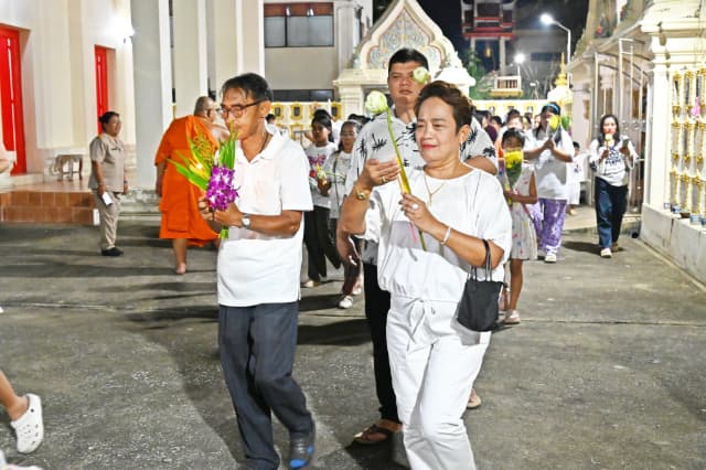 โครงการสืบสานประเพณีแห่เทียน และสวดมนต์ปฏิบัติธรรม เนื่องในวันเข้าพรรษาและวันอาสาฬหบูชา ประจำปี 2568 ภาพที่ 17