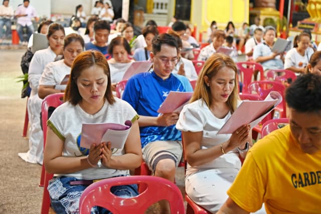 โครงการสืบสานประเพณีแห่เทียน และสวดมนต์ปฏิบัติธรรม เนื่องในวันเข้าพรรษาและวันอาสาฬหบูชา ประจำปี 2568 ภาพที่ 4