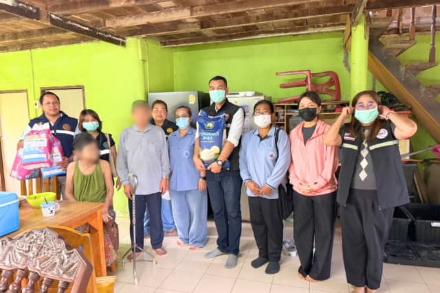 📢 ลงพื้นที่มอบวัสดุอุปกรณ์ที่จำเป็นสำหรับผู้ที่มีภาวะพึ่งพิงในตำบล📢 ภาพที่ 9