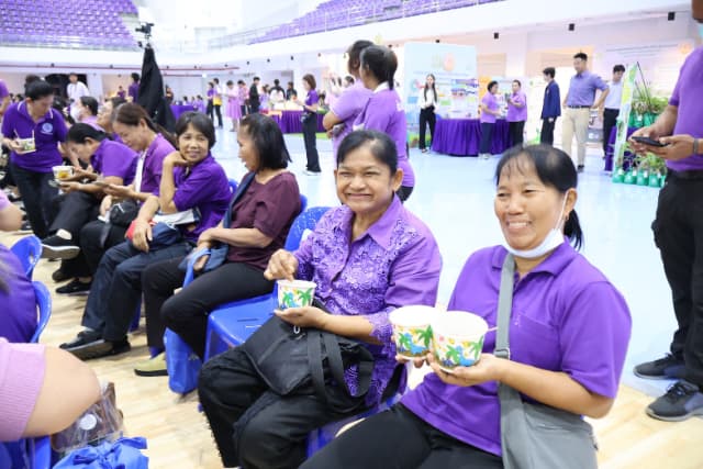 โครงการนนทบุรีน่าอยู่ เฉลิมพระเกียรติ สมเด็จพระนางเจ้าฯ พระบรมราชินี เนื่องในโอกาสวันเฉลิมพระชนมพรรษา 3 มิถุนายน 2568 Big Cleaning Day ภาพที่ 53