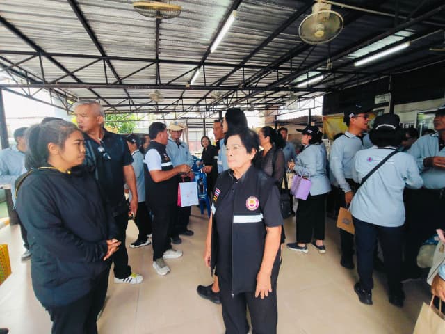 โครงการ"รณรงค์ป้องกันโรคไข้เลือดออก" ณ โรงพยาบาลส่งเสริมสุขภาพตำบลบางรักน้อย หมู่ 3 ภาพที่ 9