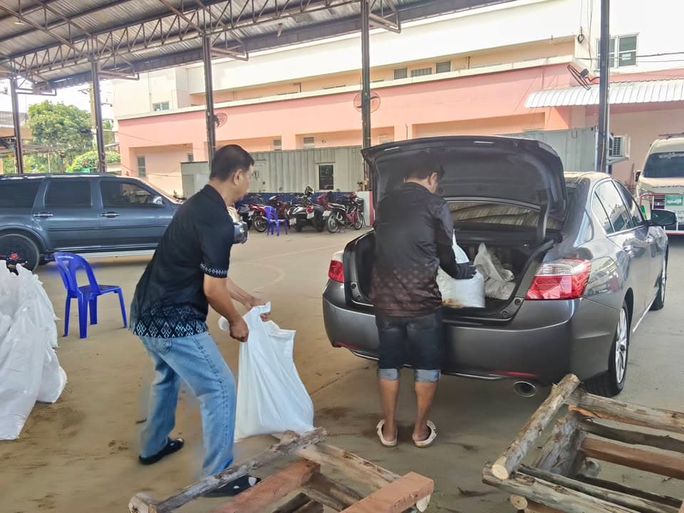 บางรักน้อย เราไม่ทิ้งกัน ภาพที่ 25