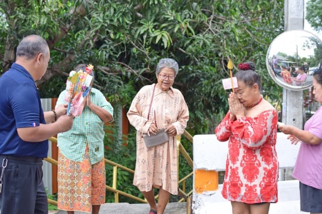กิจกรรมแห่เทียนเข้าพรรษา ประจำปี 2567 ภาพที่ 7