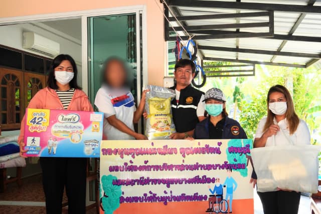 📢 ลงพื้นที่มอบวัสดุอุปกรณ์ที่จำเป็นสำหรับผู้ที่มีภาวะพึ่งพิงในตำบล📢 ภาพที่ 17
