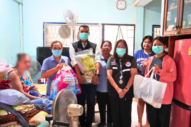 📢 ลงพื้นที่มอบวัสดุอุปกรณ์ที่จำเป็นสำหรับผู้ที่มีภาวะพึ่งพิงในตำบล📢 ภาพที่ 32