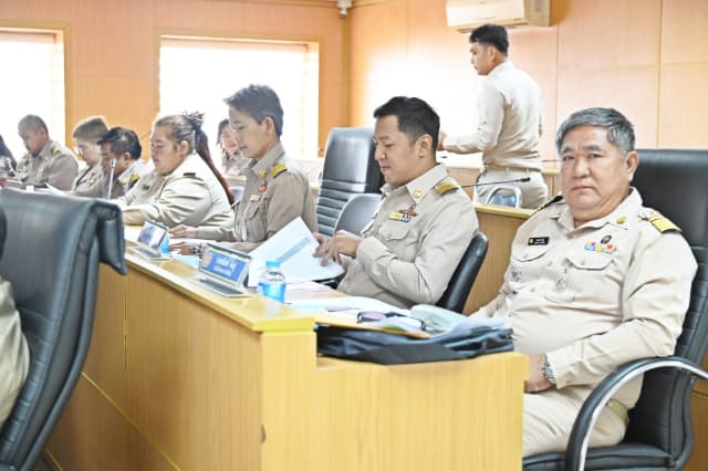 ประชุมสภาองค์การบริหารส่วนตำบลบางรักน้อย สมัยสามัญ สมัยที่ 3 ครั้งที่ 3/2568 ภาพที่ 20