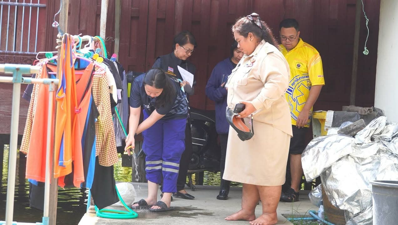 เทศบาลเมืองบางรักน้อยลงพื้นที่มอบเวชภัณฑ์และยารักษาโรคแก่ประชาชน ภาพที่ 21