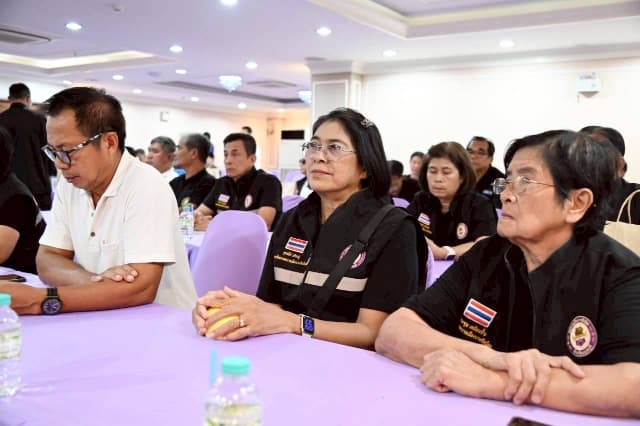 จัดประชุมเตรียมความพร้อมการดำเนินงาน โครงการจัดงานแห่เทียนพรรษา ประจำปี 2569 ภาพที่ 17