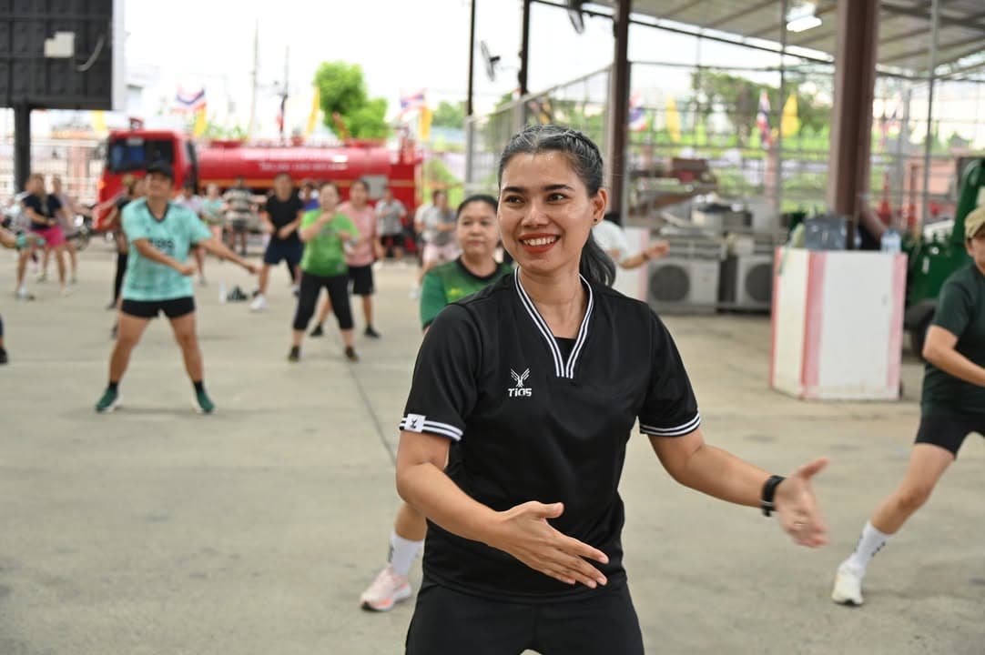 ภาพบรรยากาศ โครงการส่งเสริมสุขภาพประชาชนด้วยการออกกำลังด้วยกายเต้นแอโรบิก ประจำปี 2569 ในวันพุธที่ 9 กันยายน 2569 เวลา 17.00 น ณ เทศบาลเมืองบางรักน้อย ภาพที่ 11