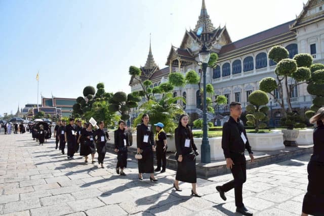 เทศบาลเมืองบางรักน้อย รวมใจน้อมรำลึกในพระมหากรุณาธิคุณ ภาพที่ 16
