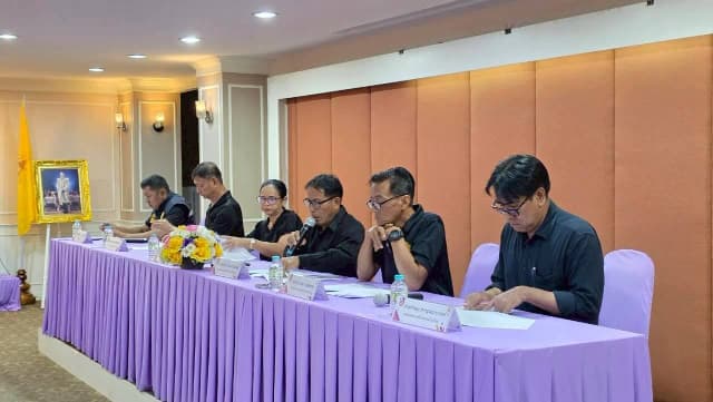 ร่วมทำบันทึกข้อตกลง การประชุมประชาคมการจัดทำแผนพัฒนาท้องถิ่นในเขตพื้นที่ตำบลบางรักน้อยพ.ศ.2571- 2575 ภาพที่ 4