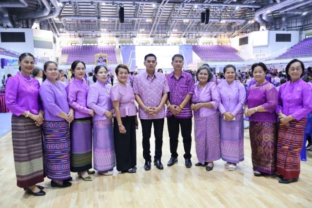 โครงการนนทบุรีน่าอยู่ เฉลิมพระเกียรติ สมเด็จพระนางเจ้าฯ พระบรมราชินี เนื่องในโอกาสวันเฉลิมพระชนมพรรษา 3 มิถุนายน 2568 Big Cleaning Day ภาพที่ 11