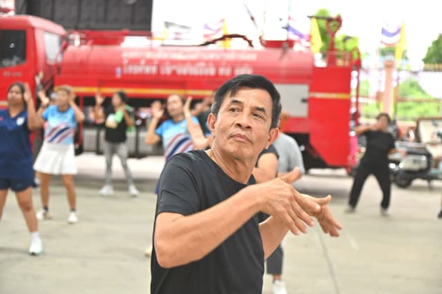ภาพความประทับใจกิจกรรมเต้นแอโรบิค "เสืยเหงื่อกันหน่อยไหม?" ภายใต้โครงการส่งเสริมสุขภาพประชาชนด้วยการออกกำลังการเต้นแอโรบิค ในวันศุกร์ที่ 21 สิงหาคม 2569 ภาพที่ 28
