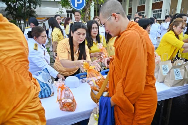 🙏กิจกรรมน้อมรำลึก "วันนวมินทรมหาราช" 🙏 ภาพที่ 6