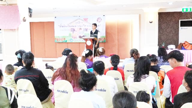 โครงการ"เริ่มต้นที่พ่อแม่ หยุดให้จอเลี้ยงลูก" ศูนย์พัฒนาเด็กเล็กวัดบางรักน้อย ภาพที่ 19