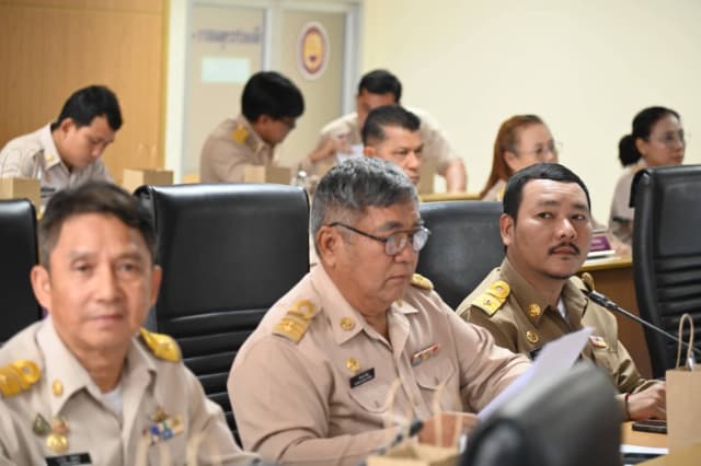 การประชุมสภาเทศบาลเมืองบางรักน้อย สมัยสามัญ สมัยที่ 1 ครั้งที่ 2 ประจำปี 2569 ภาพที่ 6