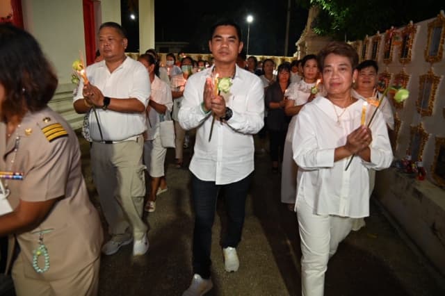 กิจกรรมสวดมนต์ทางพิธีทางศาสนา และร่วมเวียนเทียน เนื่องในวันอาสาฬหบูชา ประจำปี 2567 ภาพที่ 5
