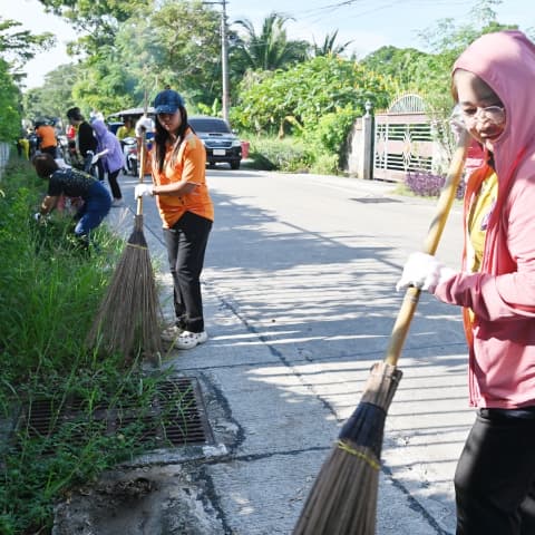 โครงการรณรงค์ส่งเสริมเพื่อรักษาสภาพแวดล้อมภายในตำบล บริเวณ ซอยประชาร่วมใจ หมู่ที่ 1 ภาพที่ 10