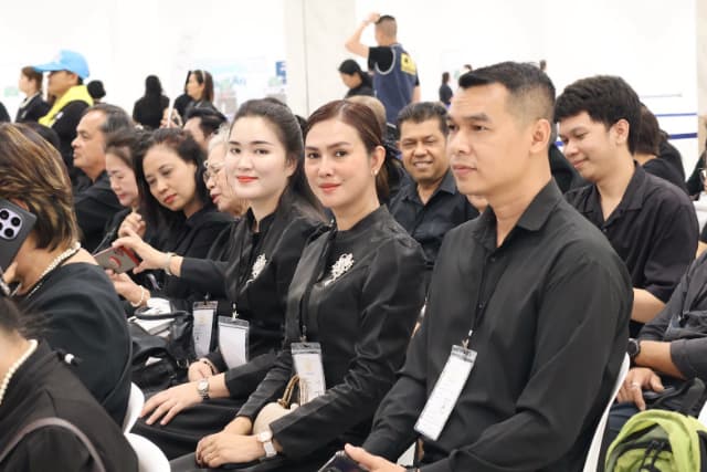 เทศบาลเมืองบางรักน้อย รวมใจน้อมรำลึกในพระมหากรุณาธิคุณ ภาพที่ 2
