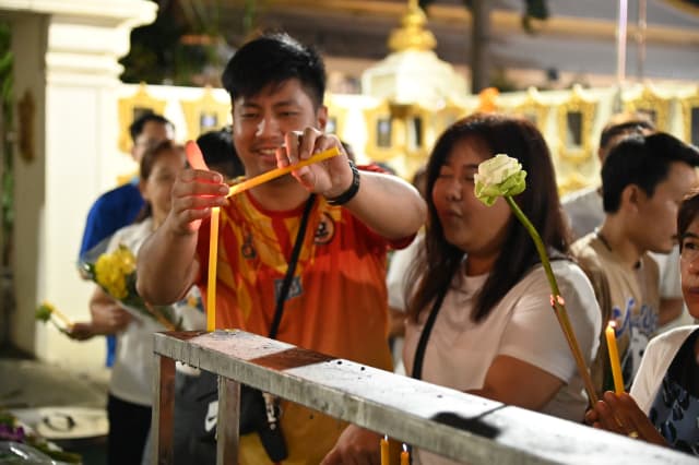 โครงการสืบสานประเพณีแห่เทียน และสวดมนต์ปฏิบัติธรรม เนื่องในวันเข้าพรรษาและวันอาสาฬหบูชา ประจำปี 2568 ภาพที่ 9