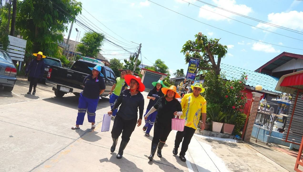 เทศบาลเมืองบางรักน้อยลงพื้นที่มอบเวชภัณฑ์และยารักษาโรคแก่ประชาชน ภาพที่ 22