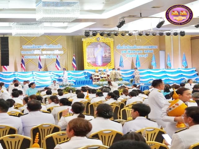 เข้าร่วมพิธีเจริญพระพุทธมนต์และทำบุญตักบาตรถวายพระราชกุศล เนื่องในโอกาสพระชนมพรรษาสมเด็จพระนางเจ้าสิริกิตติ์ พระบรมราชินีนาถ พระบรมราชชนนีพันปีหลวง วันแม่แห่งชาติ 12 สิงหาคม 2568 ภาพที่ 29