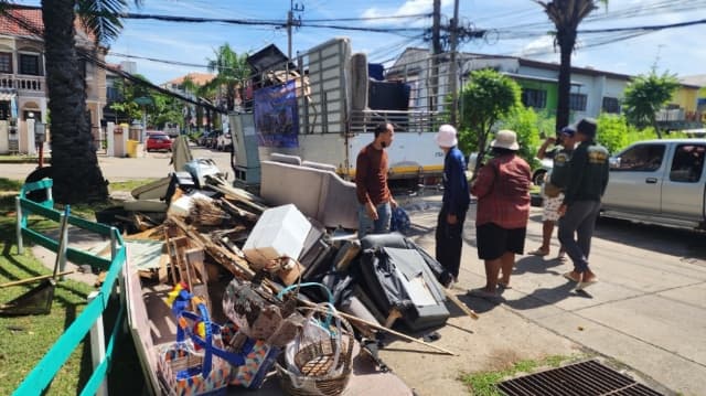 กิจกรรมจัดเก็บขยะชิ้นใหญ่ ภายใต้ โครงการ คัดแยกขยะเพื่อชุมชนสะอาด ภาพที่ 5
