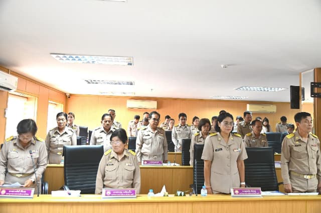 การประชุมสภาเทศบาลเมืองบางรักน้อย เพื่อร่วมพิจารณาร่างเทศบัญญัติงบประมาณรายจ่าย ประจำปีงบประมาณ พ.ศ. 2570 ภาพที่ 18