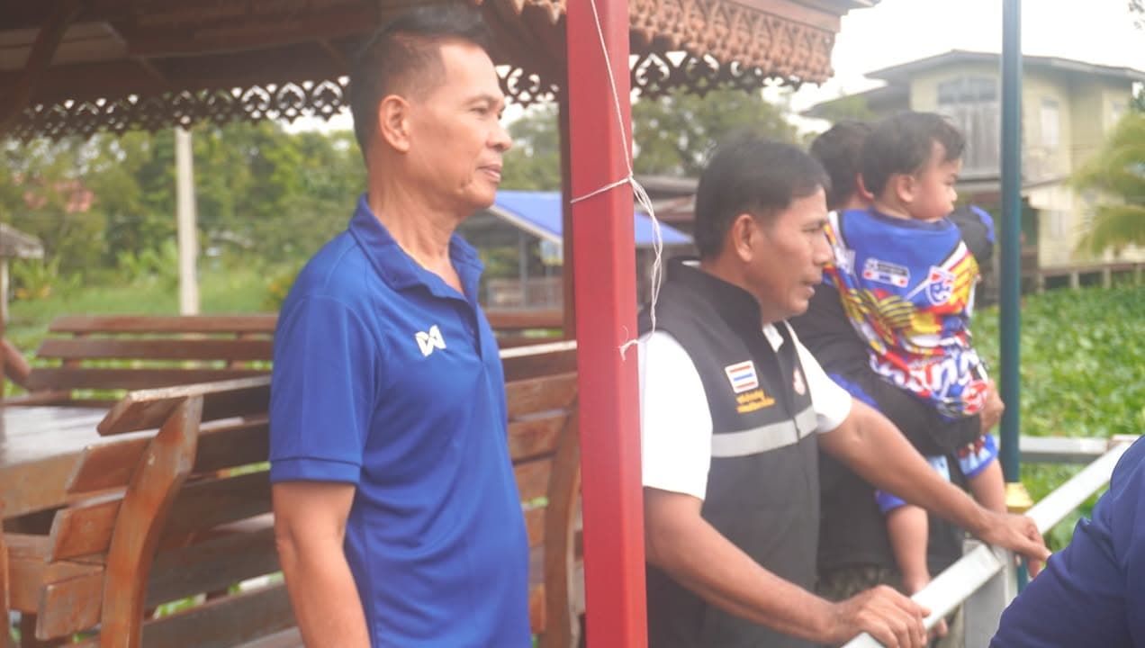 เทศบาลเมืองบางรักน้อยร่วมมือกับเทศบาลเมืองบางกร่าง เร่งเก็บผักตบชวาในคลองอ้อม ภาพที่ 7