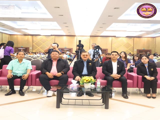 พิธีลงนามบันทึกข้อตกลงความร่วมมือ และพิธีมอบป้ายสัญลักษณ์รับรองมาตรฐาน SAN (สะอาด ปลอดภัย ได้มาตรฐาน) ภาพที่ 38