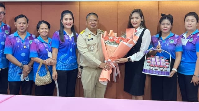 คณะผู้บริหาร สมาชิกสภฯ หัวหน้าส่วนราชการ ได้ร่วมต้อนรับข้าราชการโอนย้าย ภาพที่ 9