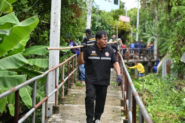 ครงการ "คลองสวย น้ำใส ด้วยใจชาวบางรักน้อย" ภาพที่ 45