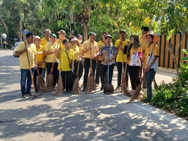 โครงการรณรงค์ส่งเสริมเพื่อรักษาสภาพแวดล้อมภายในตำบล บริเวณ วัดบางรักน้อยถึง อบต.บางรักน้อย ภาพที่ 1