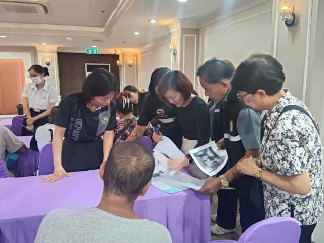กระทรวงการพัฒนาสังคมและความมั่งคงของมนุษย์ (พม.)ลงพื้นที่สอบข้อเท็จจริง และให้ความช่วยเหลือผู้ประสบปัญหาทางสังคมในตำบลบางรักน้อย ภาพที่ 18
