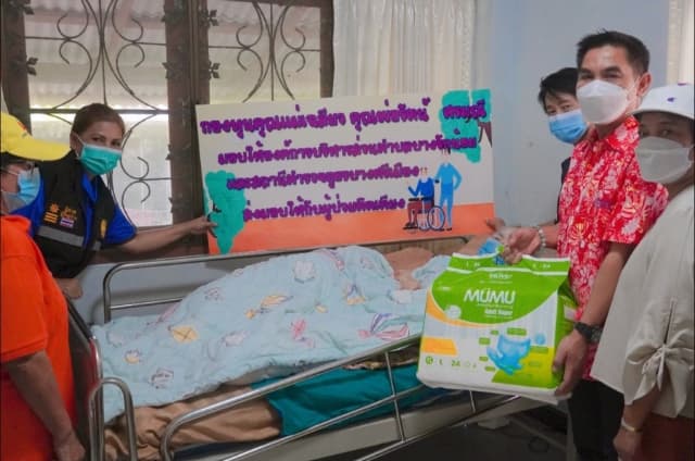 กิจกรรมสนับสนุนผ้าอ้อมผู้ใหญ่ ประจำปี 2566 ในตำบลบางรักน้อย ภาพที่ 7